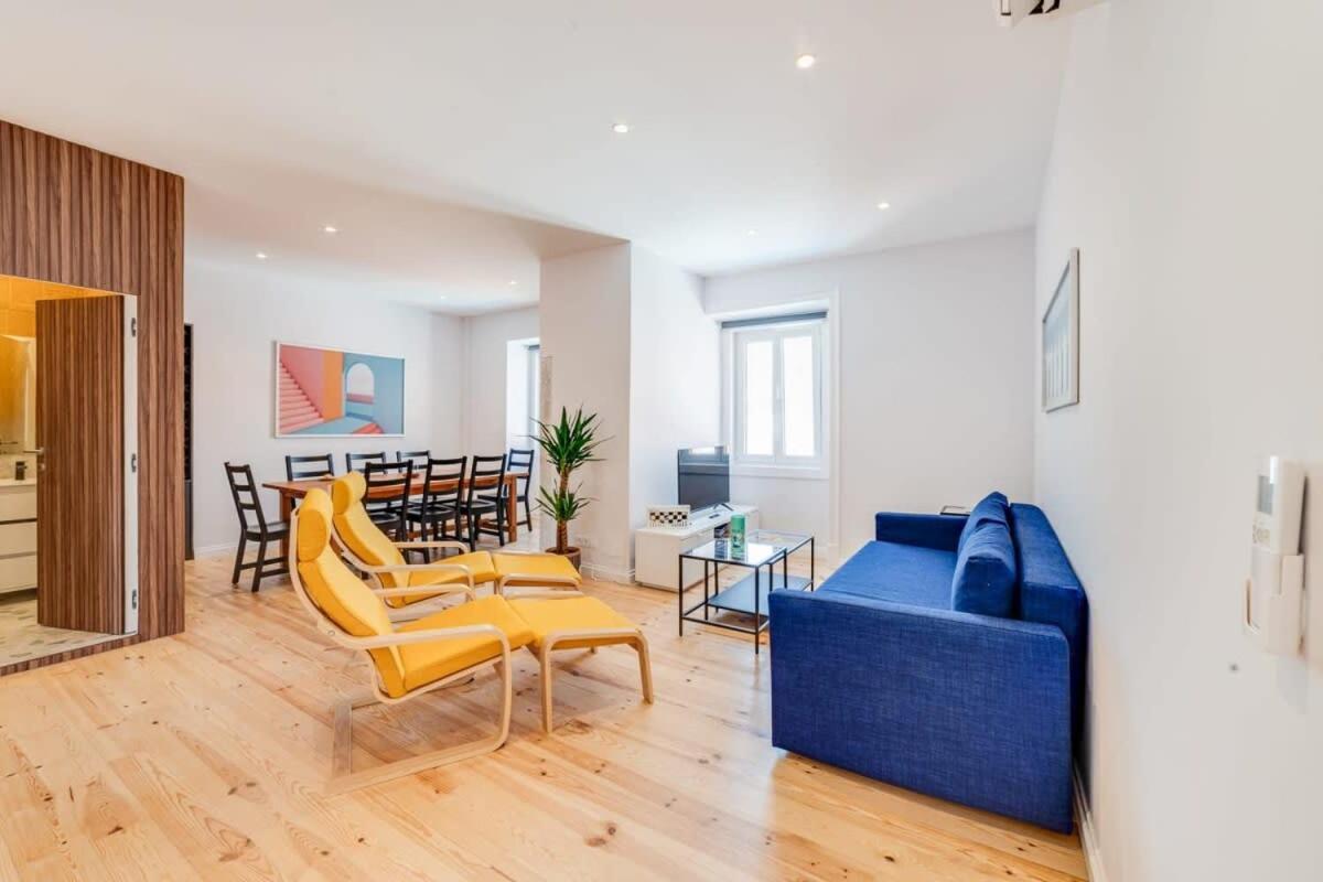 Cozy Coastal Getaway 3Br Apartment In Estoril Kültér fotó