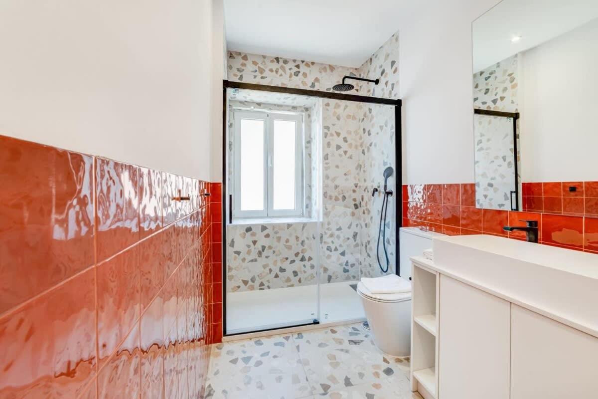Cozy Coastal Getaway 3Br Apartment In Estoril Kültér fotó